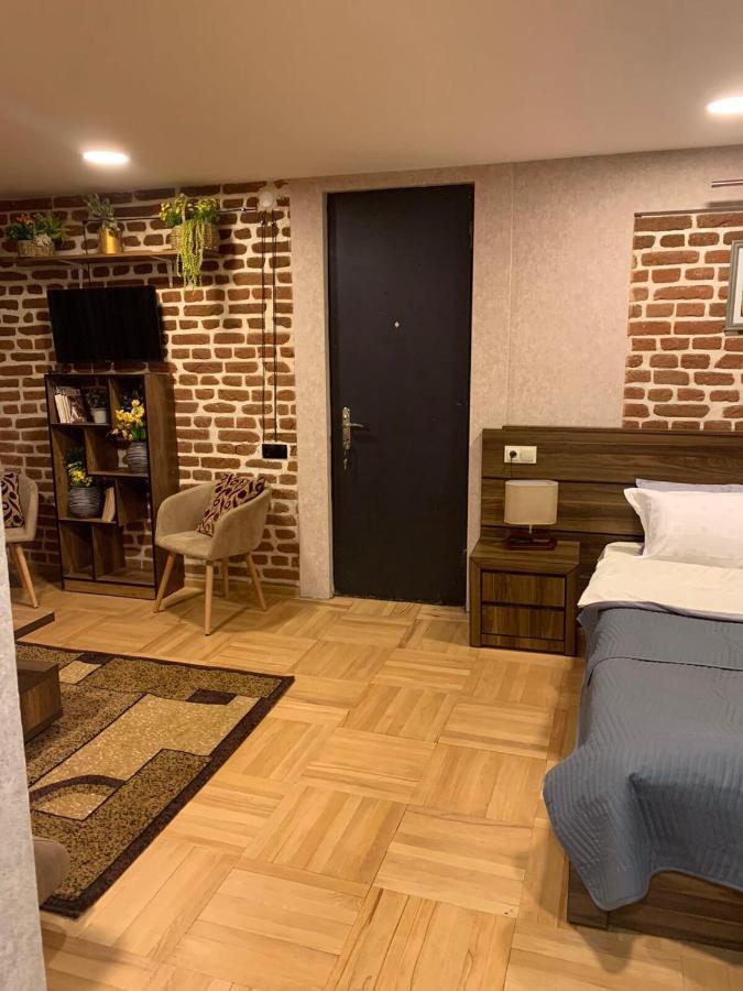 12 Maksim Gorki Street Διαμέρισμα Τυφλίδα Εξωτερικό φωτογραφία