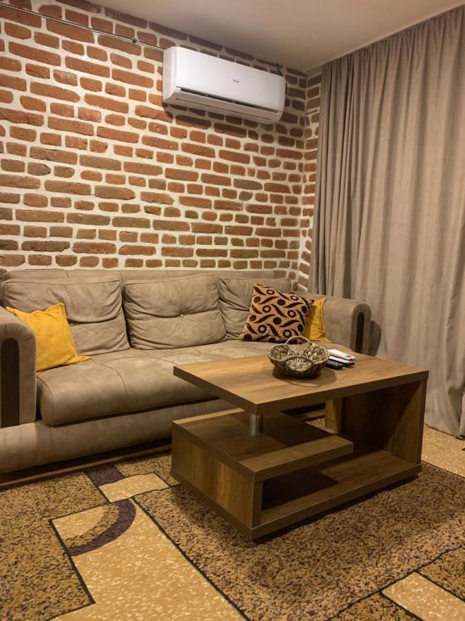 12 Maksim Gorki Street Διαμέρισμα Τυφλίδα Εξωτερικό φωτογραφία